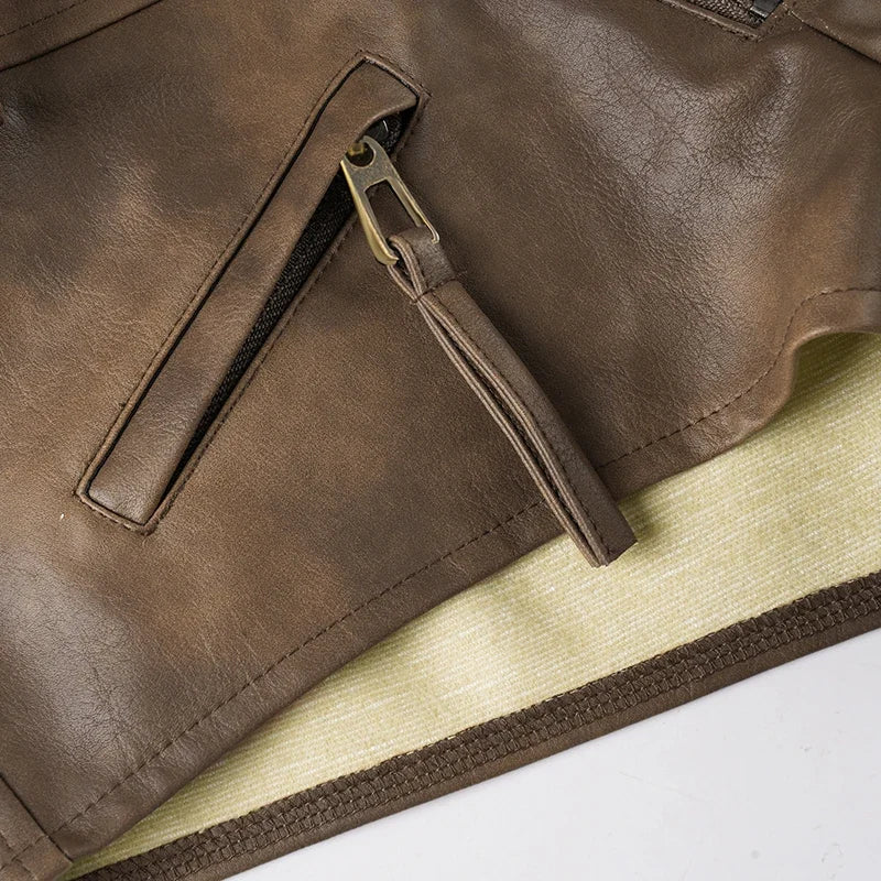 Brown Low-Waisted Shorts – Shorts